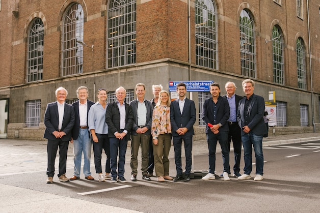 Leuven eert legendarische Artois-directeur Léon Verhelst met eigen ...