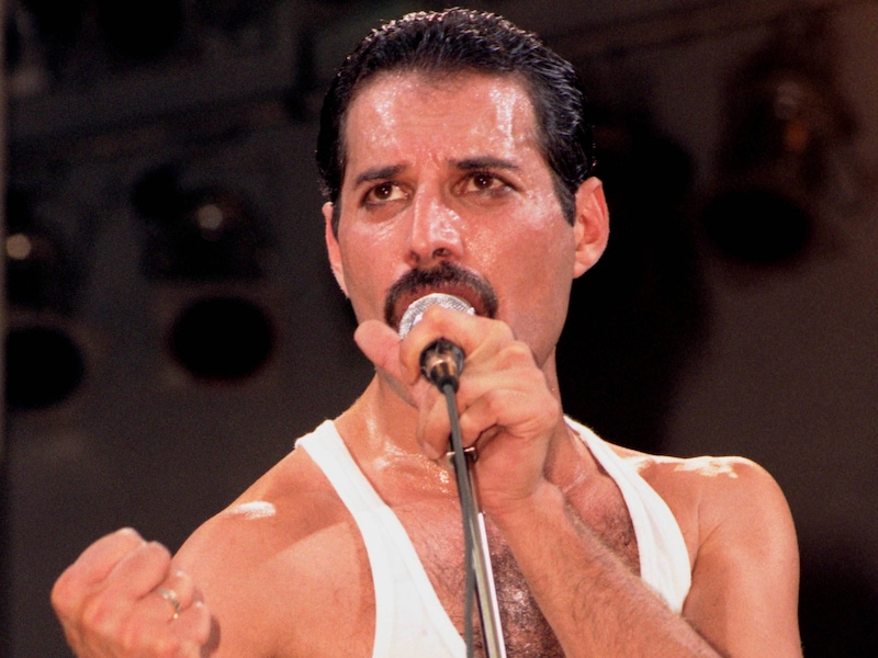 Handgeschreven songteksten van Freddie Mercury geveild voor ruim 325.000 euro