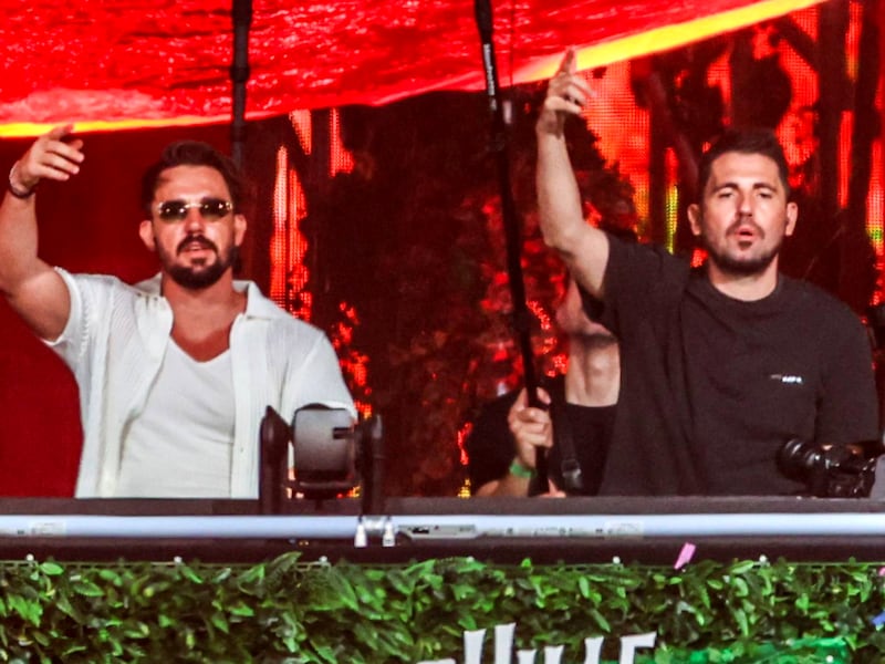 Dimitri Vegas heeft broer weer naast zich: Like Mike opnieuw mee achter draaitafel na gezondheidsproblemen