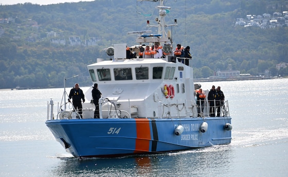 Rusland zegt schip met lading voor Oekraïense leger onderweg naar ...