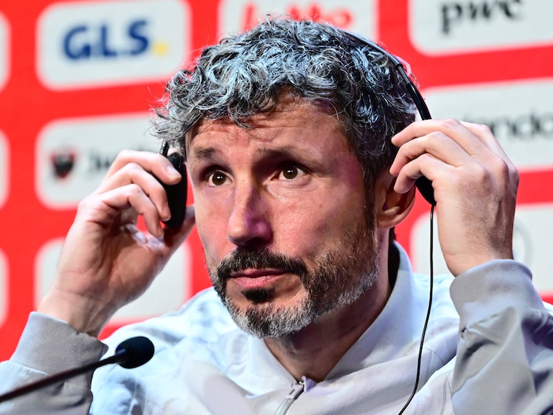 ‘Fan Bommel foetbal’: Mark van Bommel zweert trouw aan zijn filosofie, maar kan dat ook in de tuin van Zizou?