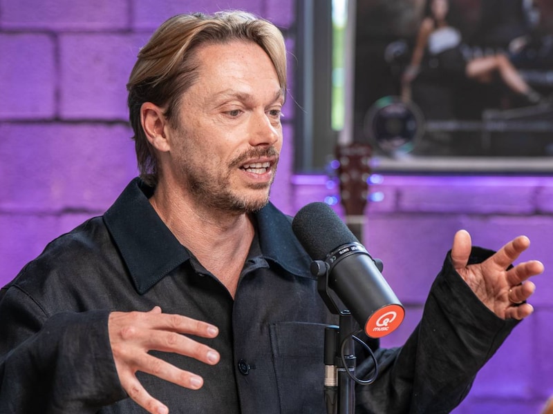 Regi over shows in AFAS Dome: “Mensen denken echt dat ik miljoenen opstrijk”