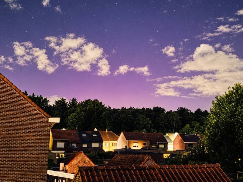 Noorderlicht ook in ons land te zien: lezer spot natuurfenomeen in Herentals