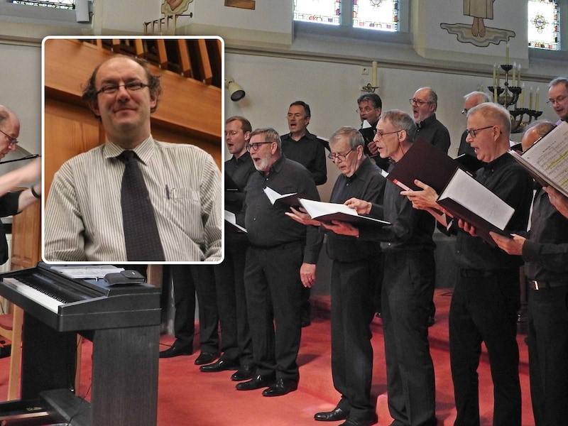 Mannenkoor uit Eeklo viert 20ste verjaardag in mineur: “Jubileumconcert wordt helaas hommage aan overleden dirigent”
