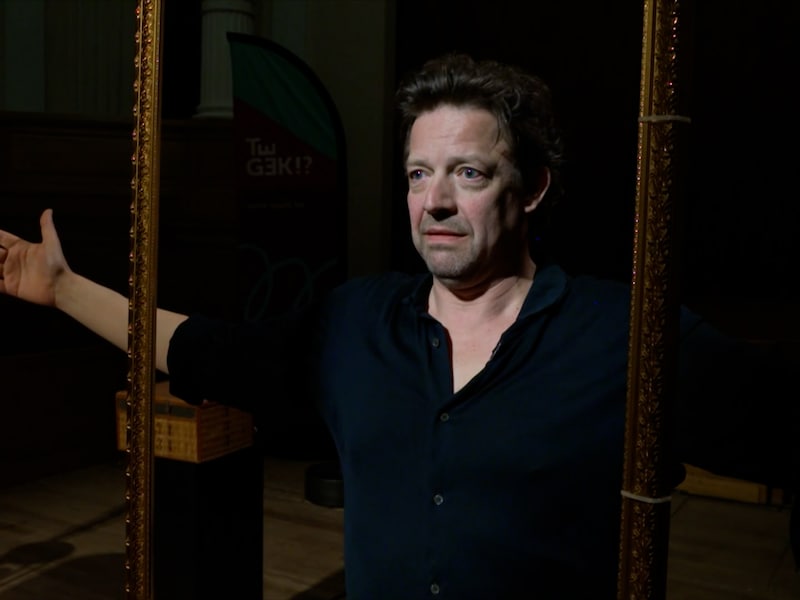 Ben Segers speelt zichzelf in nieuwe voorstelling ‘Eenzaam zonder mij’: “Ik moet geen masker opzetten”