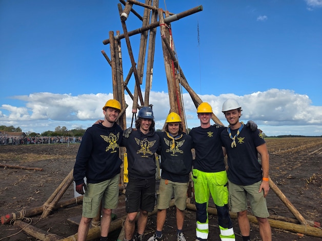 KIJK. Ingenieurs schieten pompoen naar nieuw Belgisch record van 595 ...