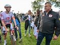 “Merci hé, eindelijk!”: Michael Vanthourenhout doorbreekt vloek van ploegmanager Jurgen Mettepenningen na 24 jaar met winst in crossopener