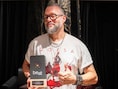 Comedian Alex Agnew bekroond met award na vijftien uitverkochte AFAS Dome-shows