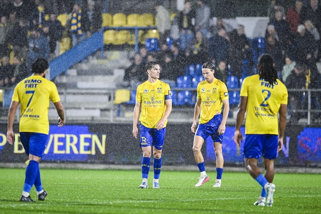 Barsten in ‘Fort Freethiel’: Lommel smeert SK Beveren eerste ...