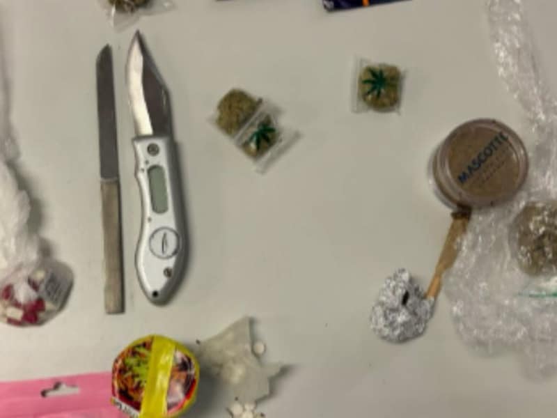 Politie controleert 32 mensen in Liedtspark en stationsbuurt: pv’s voor drugs en wapendracht