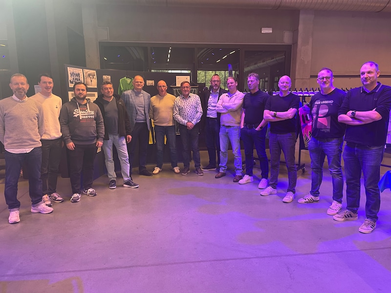 Handbalklub Waasmunster blaast 45 kaarsjes uit met expo en etentje