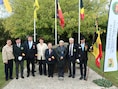 Familielid van Britse piloot legt bloemen neer in Waasmunster, 85 jaar na fatale vliegtuigcrash