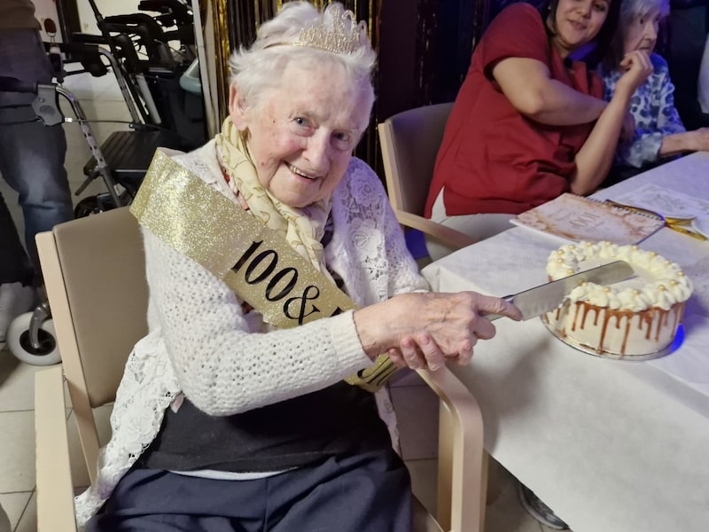 Feest in wzc Deken Darras: Raymonda viert honderdste verjaardag