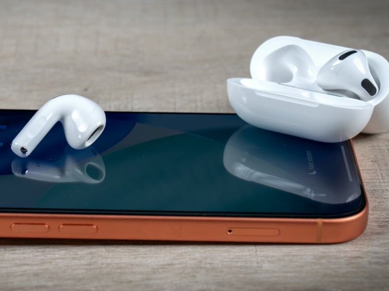 Review: de Apple AirPods 5 zijn de beste open oortjes met ruisonderdrukking