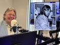 Rudi (72) uit Maldegem draait al halve eeuw plaatjes: “Van sleuren met zware platenbakken tot nu een laptop met een stick”