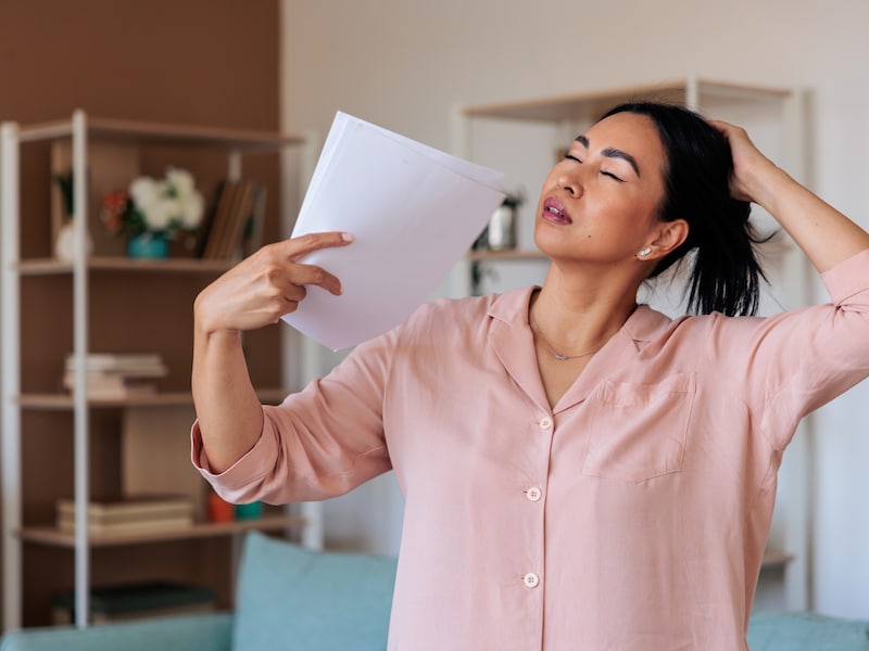 Menopauzeklachten wegen op werk: “Er bestaat nog altijd een taboe op de werkvloer”