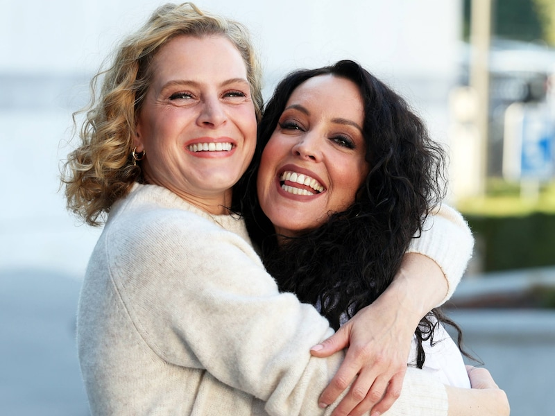 Anke Buckinx en Dina Tersago zijn de huismussen van ‘De Mutti’s’: “De meningen van anderen halen mama’s het hardst onderuit”