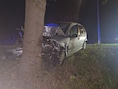 Vrouw (51) even in levensgevaar na botsing tegen boom in Waarschoot: politie onderzoekt bizarre omstandigheden