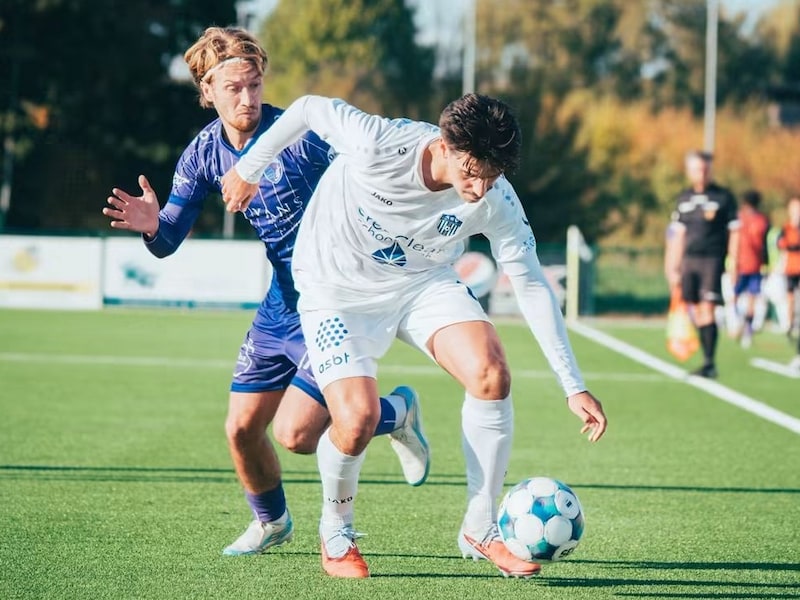 Simon Van Geet (Geel) mist match tegen ex-club Wezel door schorsing: “Het zal een weerzien aan de zijlijn worden”