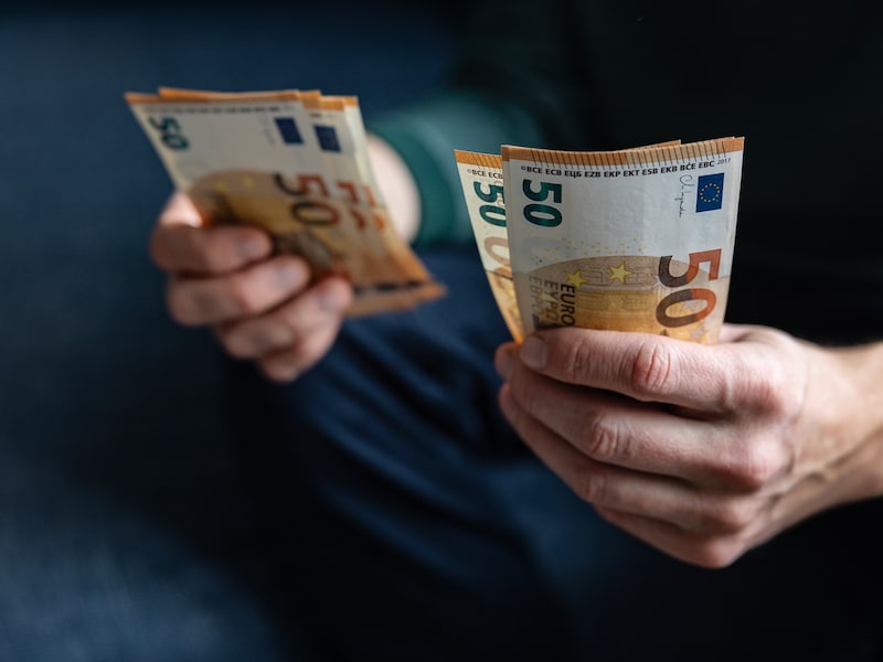 OPROEP. Wat zijn jouw vragen over sparen, beleggen, belastingen of erfenissen?