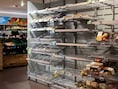 Na dagen met lege schappen: Albert Heijn wil woensdagavond levering versproducten hervatten