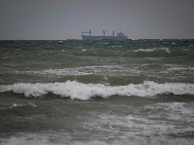 Brand uitgebroken op schip in Zwarte Zee voor de Roemeense kust