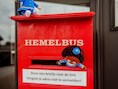 Hemelbus voor Sint-Maarten en Sinterklaas staat opnieuw aan EMotia: “Wie zijn adres vermeldt, krijgt een briefje terug”
