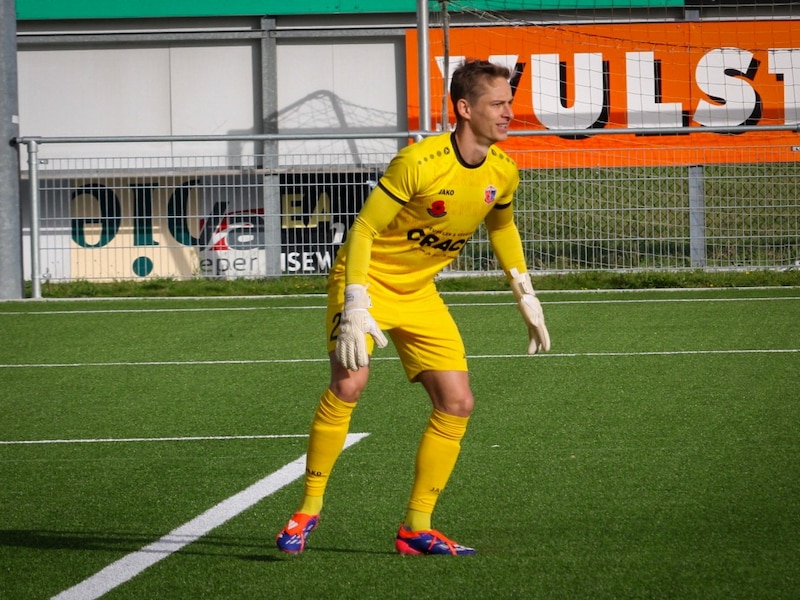 Doelman Rodrigue Dutoit (KWSC Lauwe) keert voor het eerst terug naar KVK Ieper: “Ik heb er drie mooie seizoenen beleefd”.