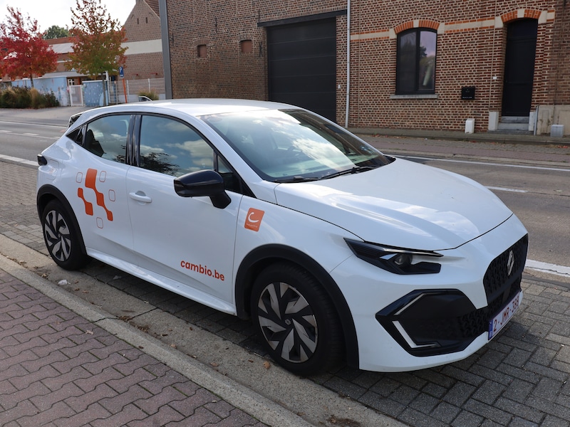 Vissenaken krijgt eerste Cambio-deelwagen aan nieuw Hoppinpunt