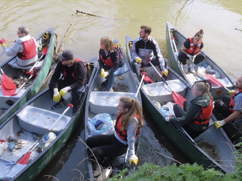 Met de kano én te voet zwerfvuil rapen op de Dijle: Duckwing zoekt helpende handen voor opruimactie in Huldenberg