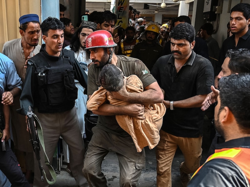 Minstens 35 doden nadat dak van school instort in Pakistan