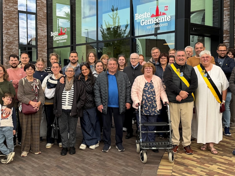 Nieuwe inwoners feestelijk ontvangen op het gemeentehuis in Glabbeek