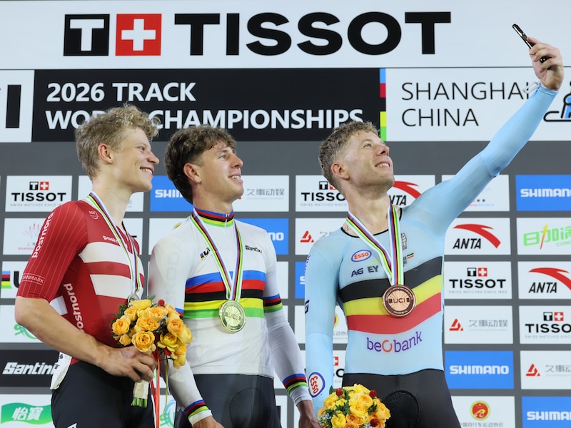 “Eindelijk hangt hij rond mijn nek”: na jaren van jagen heeft Jules Hesters dan toch WK-medaille beet in afvalling