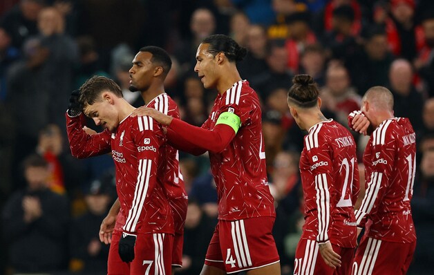 Ondanks deze gigantische blunder van Virgil van Dijk: Liverpool wint ...