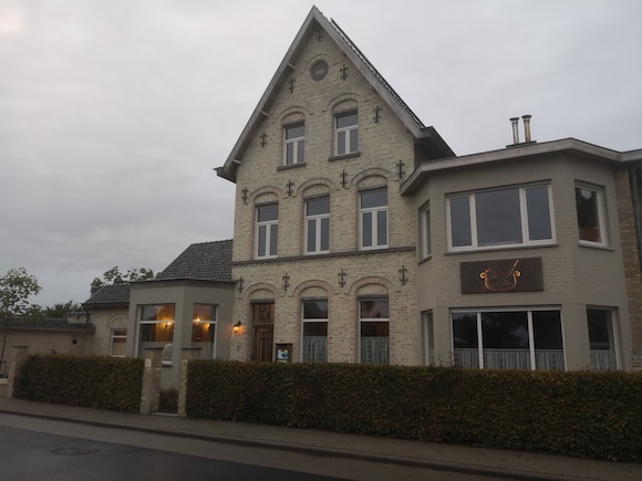 RESTOTIP. Huiskamerrestaurant Pot & Ulle in Werken: “De pot schaft één ...