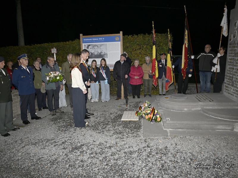 Glabbeek herdenkt na 83 jaar haar gefusilleerde weerstanders en oorlogsslachtoffers met serene plechtigheid en Stolpersteine