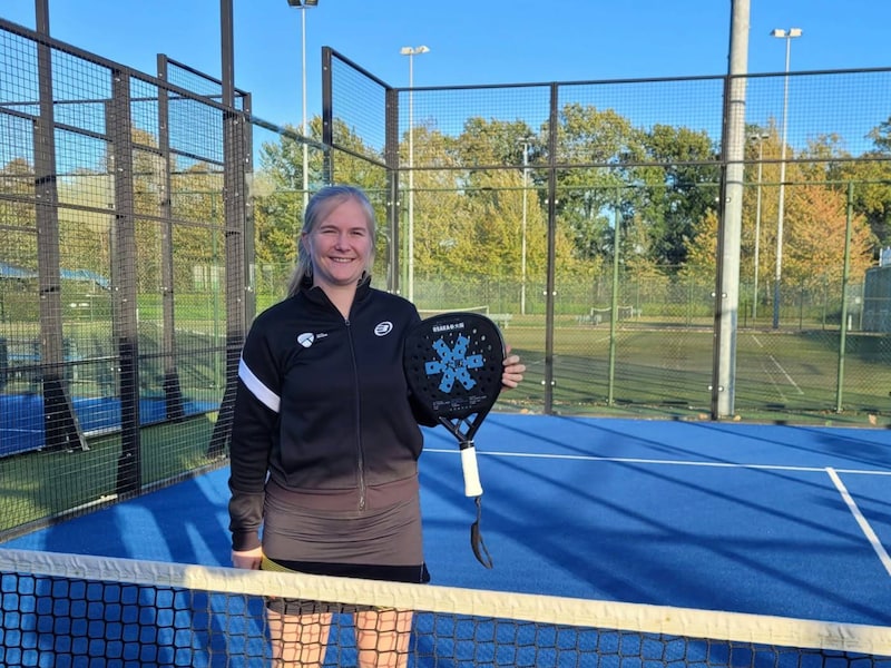 Michelle Van Mol (24) mag volgende week met het Belgische padelteam naar het WK in Qatar: “We mikken minstens op een plek in de top acht”