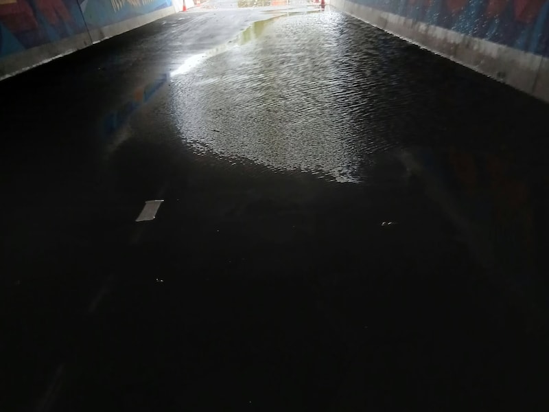Nieuwe fietstunnels aan kruispunt Mechelse Poort lopen meteen onder water bij de eerste herfststorm
