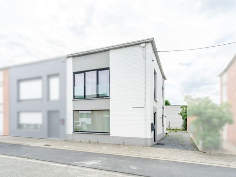 Deze 4 woningen zijn nu te koop in Dentergem
