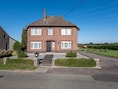Deze 2 woningen zijn nu te koop in Kinrooi