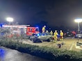 Auto belandt in gracht in Kontich: twee inzittenden geholpen door omstaanders
