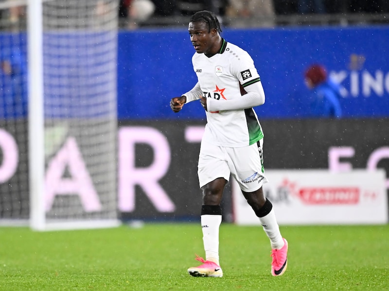 Hij scoorde nog in de Champions League: OH Leuven hoopt met Emmanuel Addai zijn talisman gevonden te hebben: “Ik keek machteloos toe vanop de tribunes”