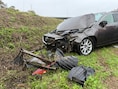 Tijdens hevige regenbui en rukwinden: auto belandt in berm langs A19 in Zonnebeke