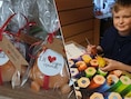 Liam (13) uit Duffel maakt kaarsen voor het goede doel: “Hij heeft veel meer zelfvertrouwen gekregen”