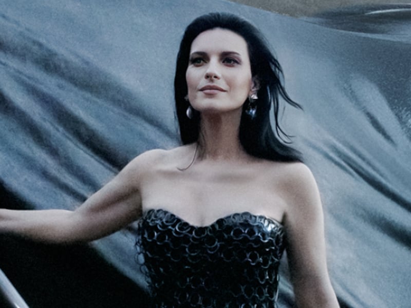 Slechts een dag na haar passage in Vorst Nationaal: Laura Pausini kondigt terugkeer in 2027 aan