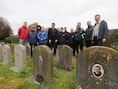 Brugge laat 750 graven van oud-strijders reinigen: “Ze verdienen respectvolle rustplaats”