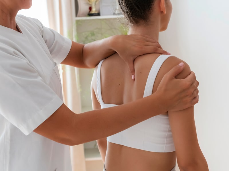 Tot 72 euro per jaar: welke ziekenfondsen betalen het meest terug van je osteopaat, chiropractor en acupuncturist?