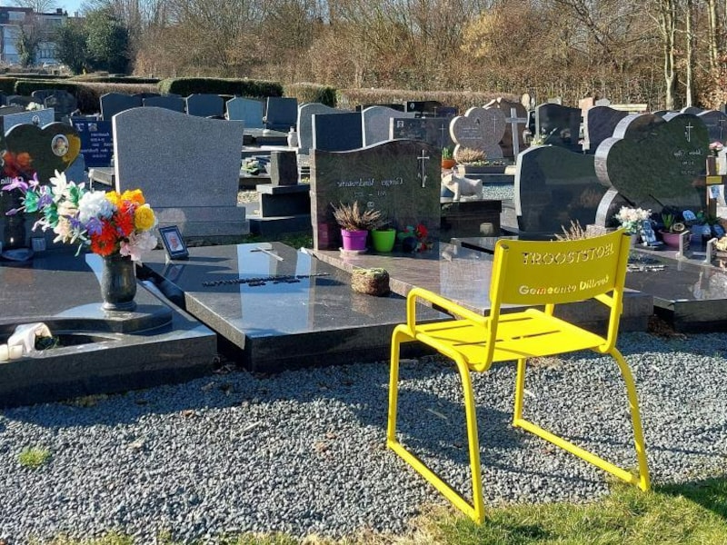 Reveil brengt poëzie en muziek naar begraafplaats van Dilbeek