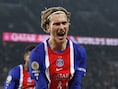 KIJK. Zijn eerste treffer is een feit: invaller Mika Godts schenkt PSG zege met goal en assist