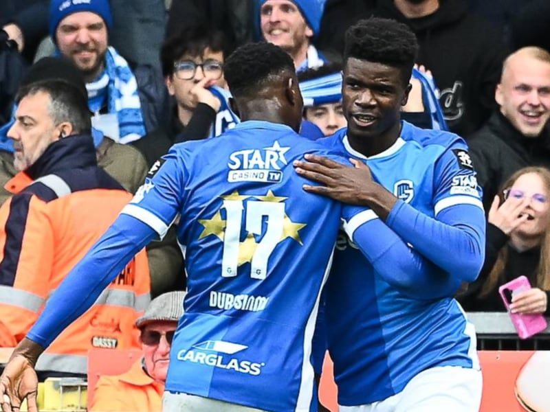 Matchwinnaar Aaron Bibout bewijst dat Racing Genk meer dan één goede spits heeft: “Misschien vaker met twee voorin spelen”